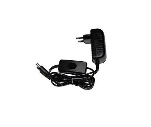 plug-in power supply with 2A 12V switch